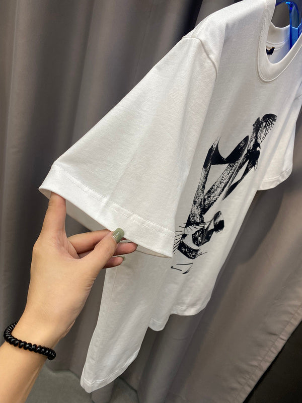 Side profile of Louis Vuitton cotton t-shirt with tailored silhouette