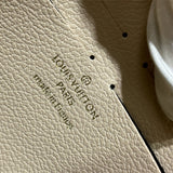  tote bag interior and compartment view 9