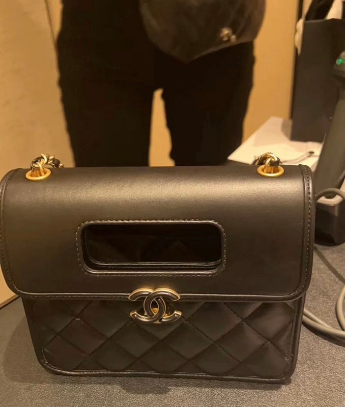  handbag, mid everyday style, image 9