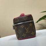 Everyday satchel carried on shoulder 22