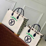 Front view of everyday-luxe elevated women's handbag – women's statement bag