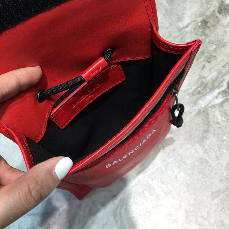 Bold Premium PU Leather Handbag - Statement Silhouette | Women's Premium Handbag #203 - close-up detail shot (image 3) of designer-inspired handbag