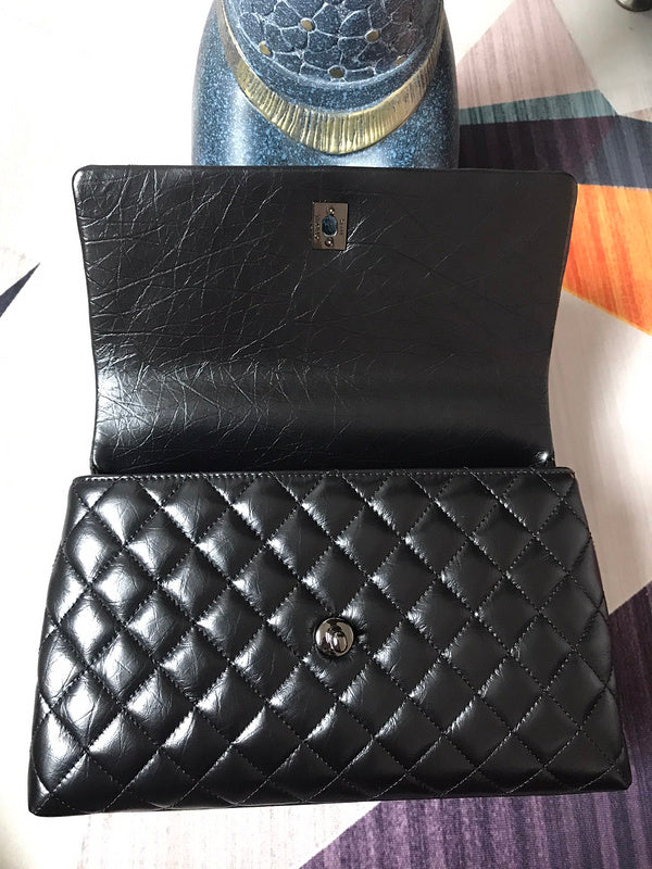  handbag, spacious everyday style, image 4