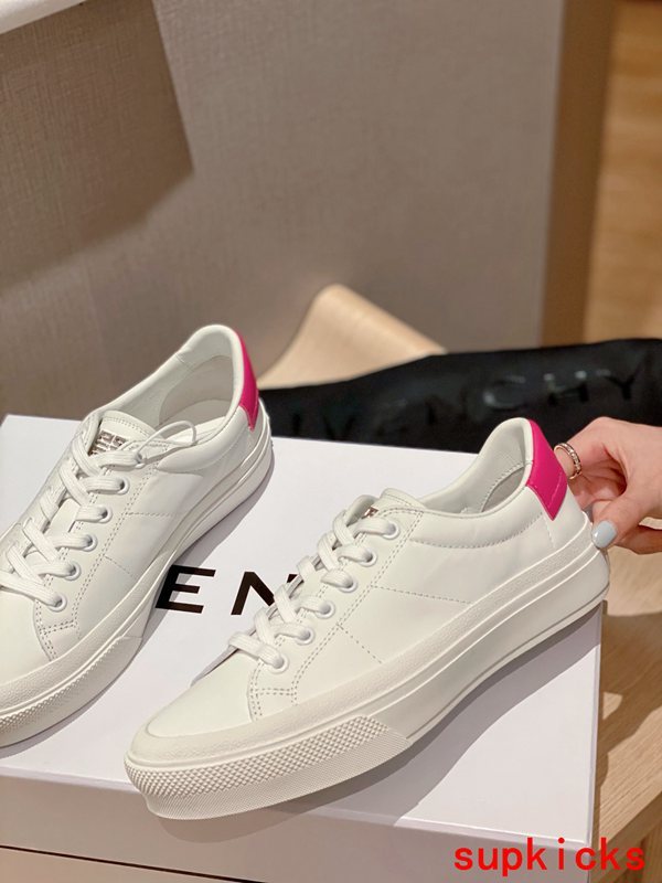 Givenchy shoes Style 017 - top view showing design