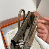  shoulder bag interior and compartment view 15