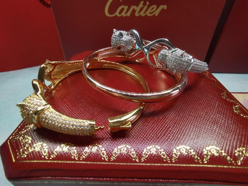 Angled view of Cartier unisex jewelry piece