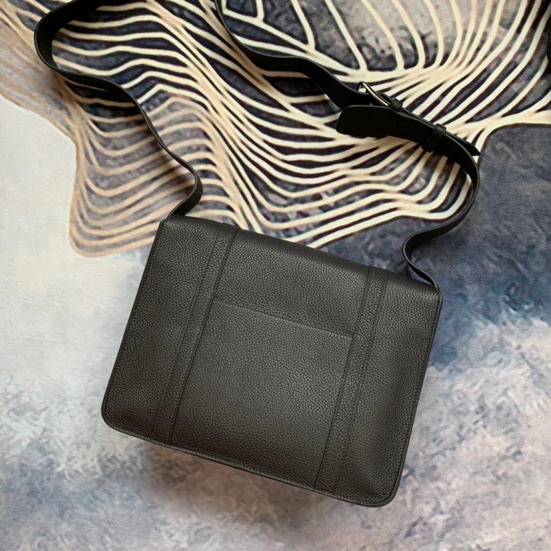 Sleek handbag styled for everyday wear