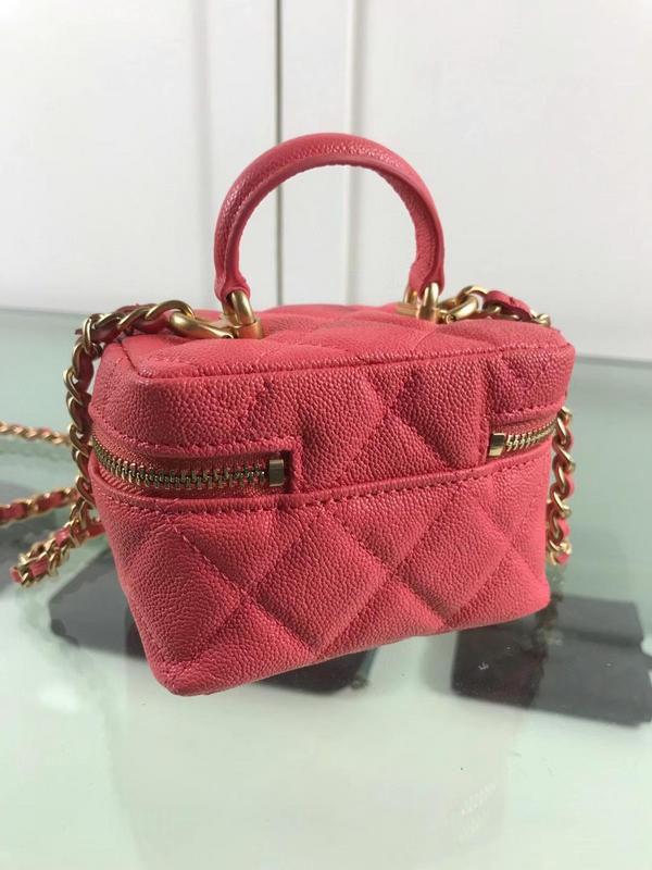 Zivas Charm Modern Minimalist Look Fashion Handbag (Effortless Style Upgrade) – Detail View