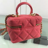 Zivas Charm Modern Minimalist Look Fashion Handbag (Effortless Style Upgrade) – Detail View