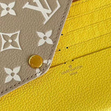 Back view of elevated refined women's handbag – women's designer-style accessory