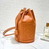 Ziva's Charm handbag – detail view (23cm*17cm*26cm)