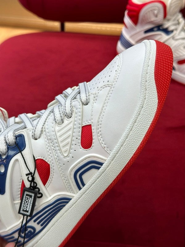 Gucci classic monochrome luxury sneakers view 5 low-top design