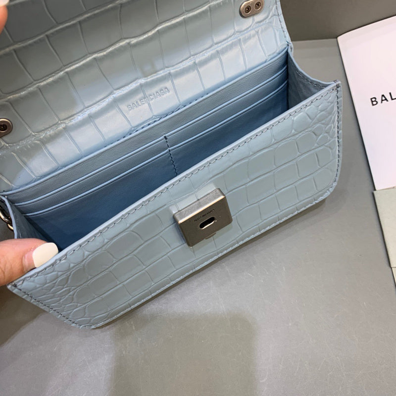 Understated Vegan Leather Handbag - Versatile Everyday Design | Women's Fashion Handbag #418 - alternate angle view (image 8) of designer-inspired handbag