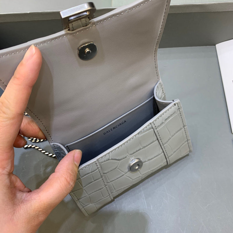 Timeless Faux Leather Handbag - Versatile Everyday Design | Women's Designer-Inspired Purse #497 - alternate angle view (image 8) of designer-inspired handbag
