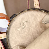  modern carryall bag detail view showing craftsmanship 8