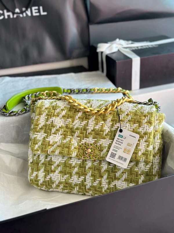 Zivas Charm Versatile Design Everyday Handbag (Designer-Inspired Craftsmanship) – Detail View