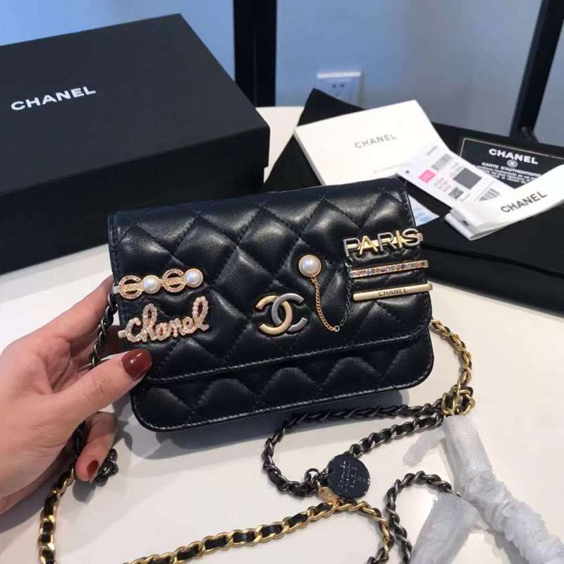 Zivas Charm Classic Sensibility Luxury Handbag (Premium Everyday Carry) – Detail View