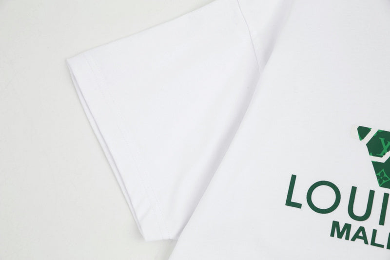 Front view of Louis Vuitton cotton t-shirt with contemporary cut
