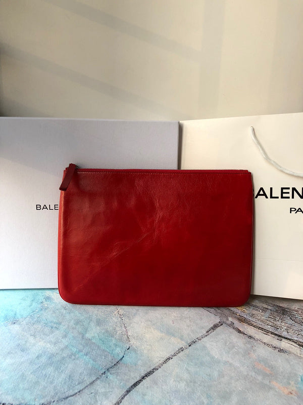 Elegant Premium PU Leather Handbag - Understated Luxury Look | Women's Fashion Handbag #1023 - close-up detail shot (image 3) of designer-inspired handbag