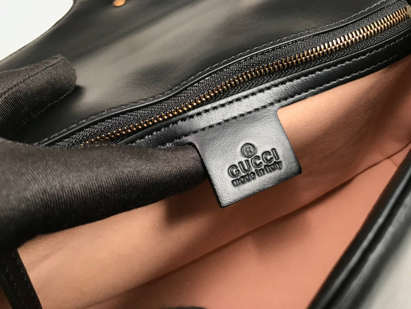 Side profile of classic modern women's handbag – women's premium purse