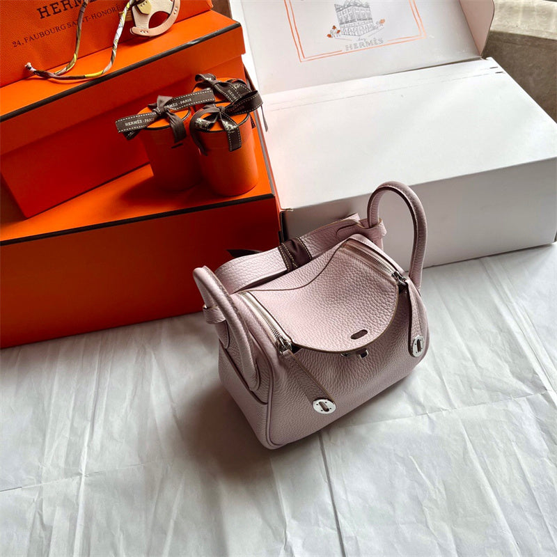  Sleek everyday bag front view 13