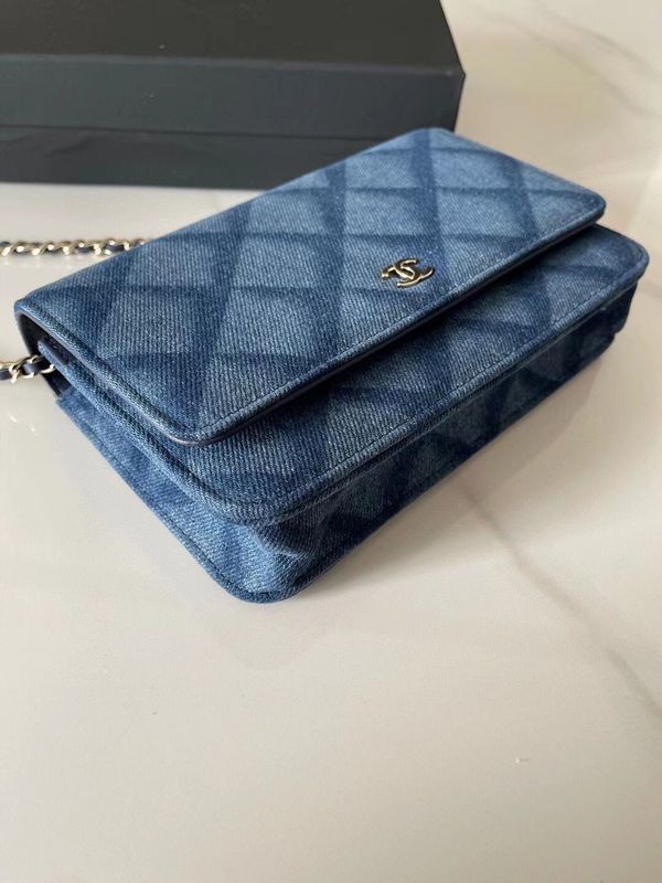 Zivas Charm Everyday Sophistication Designer Handbag (Signature Shape & Finish) – Interior View