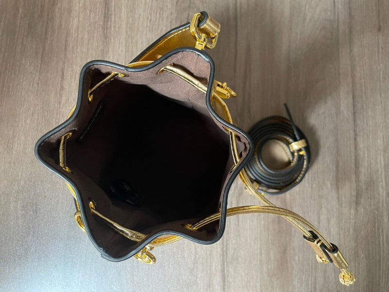 Ziva's Charm handbag – front view (12cm*18cm*10cm)