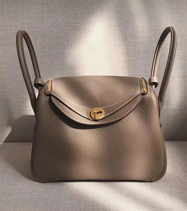  Timeless carryall bag front view 19