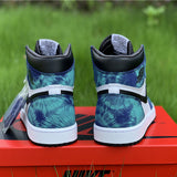 Nike Men's & Women's Premium Low-Top Trainers — Style 121 interior view