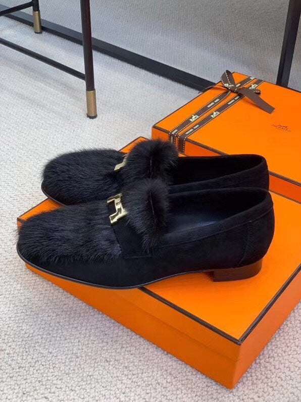 Hermes shoes Style 399 - logo and branding close-up (alternate angle)