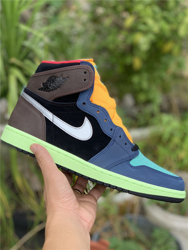 Nike Men's & Women's Signature Luxury Sneakers — Style 120 side view