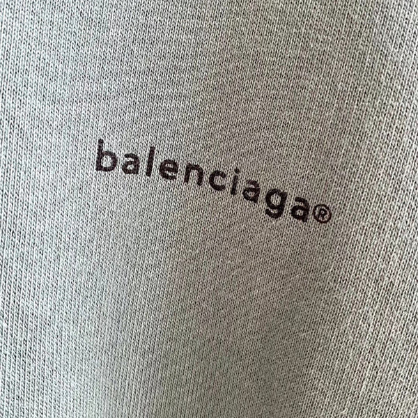Three-quarter angle view of Balenciaga luxury piece style No.464