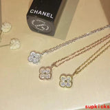 Side view of Van Cleef & Arpels unisex jewelry piece