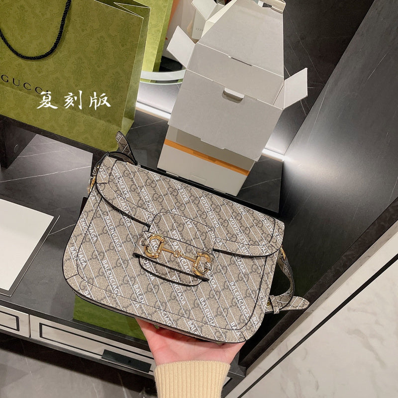 Ziva's Charm handbag – back view (one versatile size)