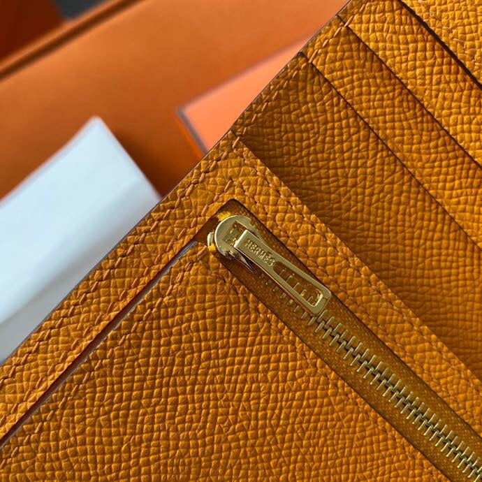  curated structured bag detail view showing craftsmanship 8