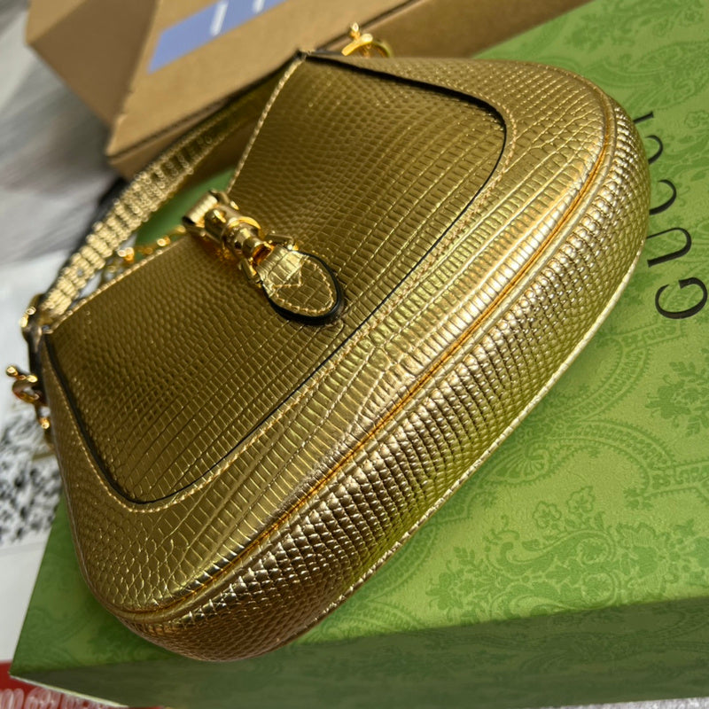 Interior view of elevated modern women's handbag – women's luxury accessory