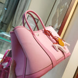  modern everyday bag styled with outfit