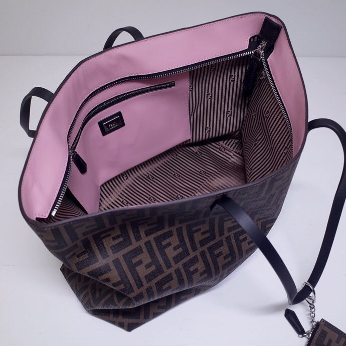 Ziva's Charm handbag – full view (34cm*28.5cm*14cm)