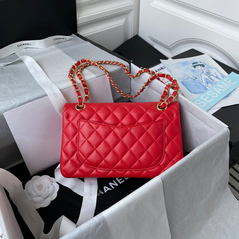  mid purse view 6