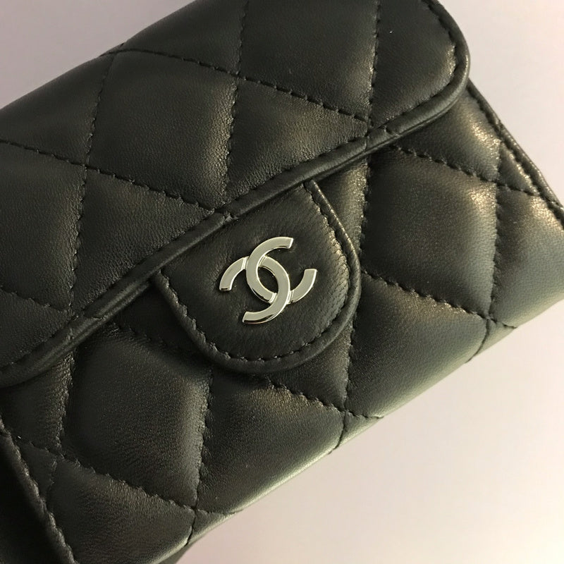 Zivas Charm Signature Style Everyday Handbag (Refined Modern Silhouette) – Back View