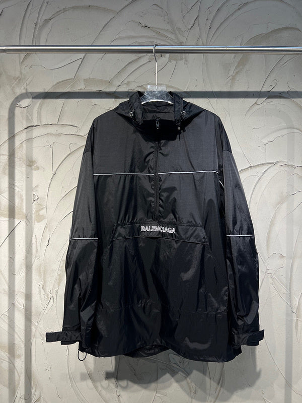 Side profile view of Balenciaga luxury piece style No.096