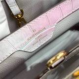  statement carryall bag detail view showing craftsmanship 20