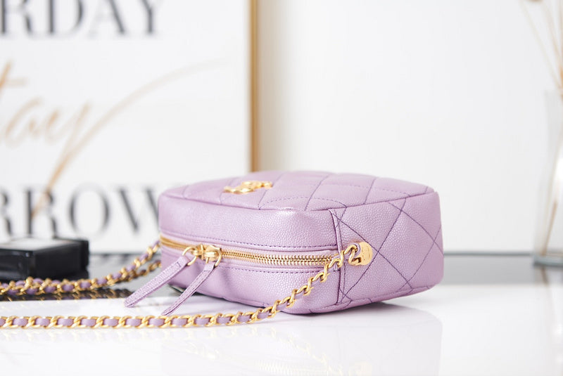  handbag, compact everyday style, image 7