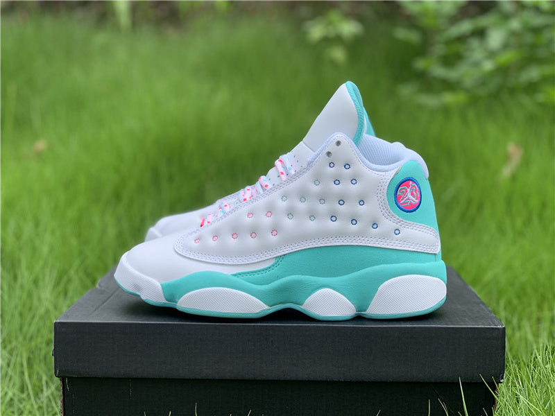 Nike Men's & Women's Luxury Fashion Trainers — Style 102 side view