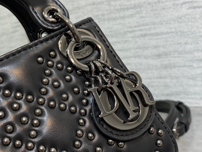 Interior view of statement everyday-luxe women's handbag – women's everyday handbag