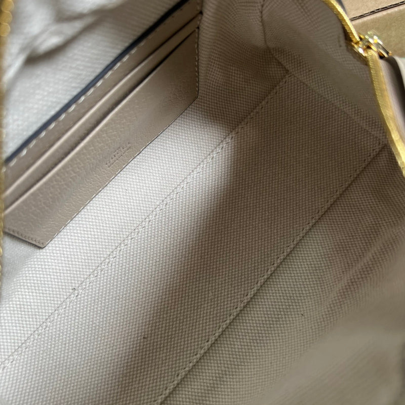 Close-up detail of effortless bag design