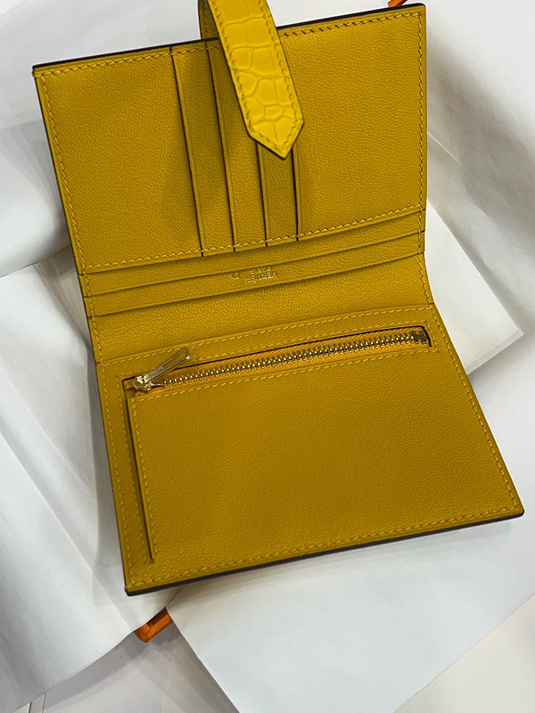 Interior view of refined premium bag