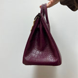 Interior view of streamlined premium bag