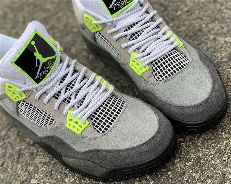Nike Men's & Women's Luxury Fashion Trainers — Style 018 hardware detail