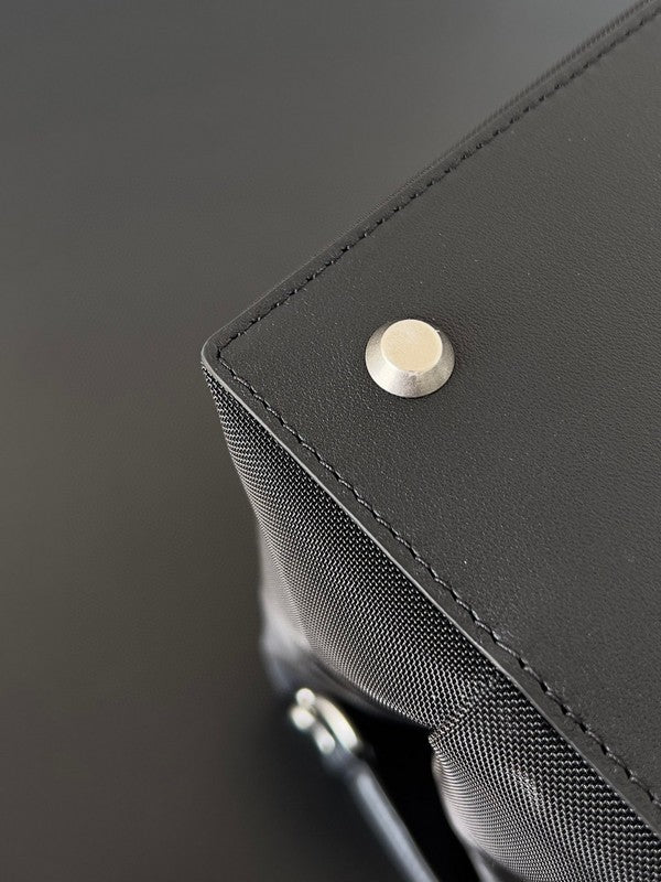 Zivas Charm Everyday Sophistication Statement Handbag (Effortless Style Upgrade) – Interior View